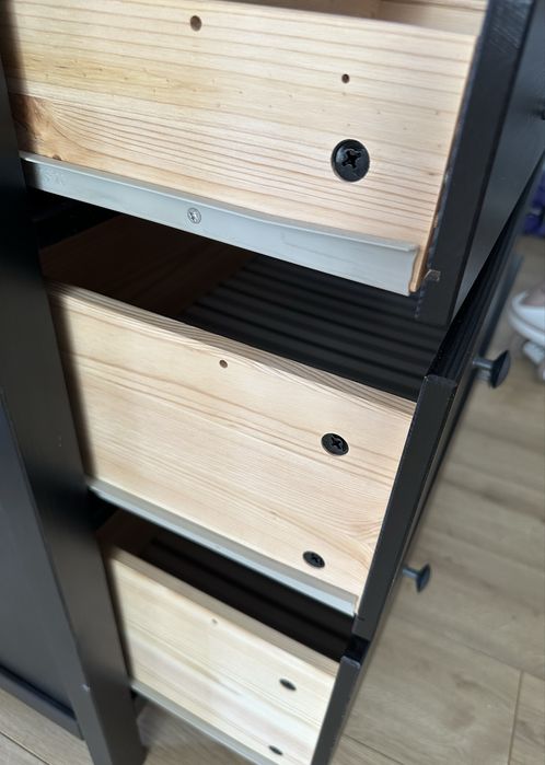 Hemnes  Corp uși sticlă+3 sertare, negru-maro