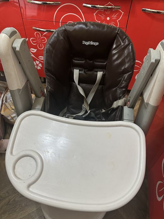 Детский стульчик для кормления