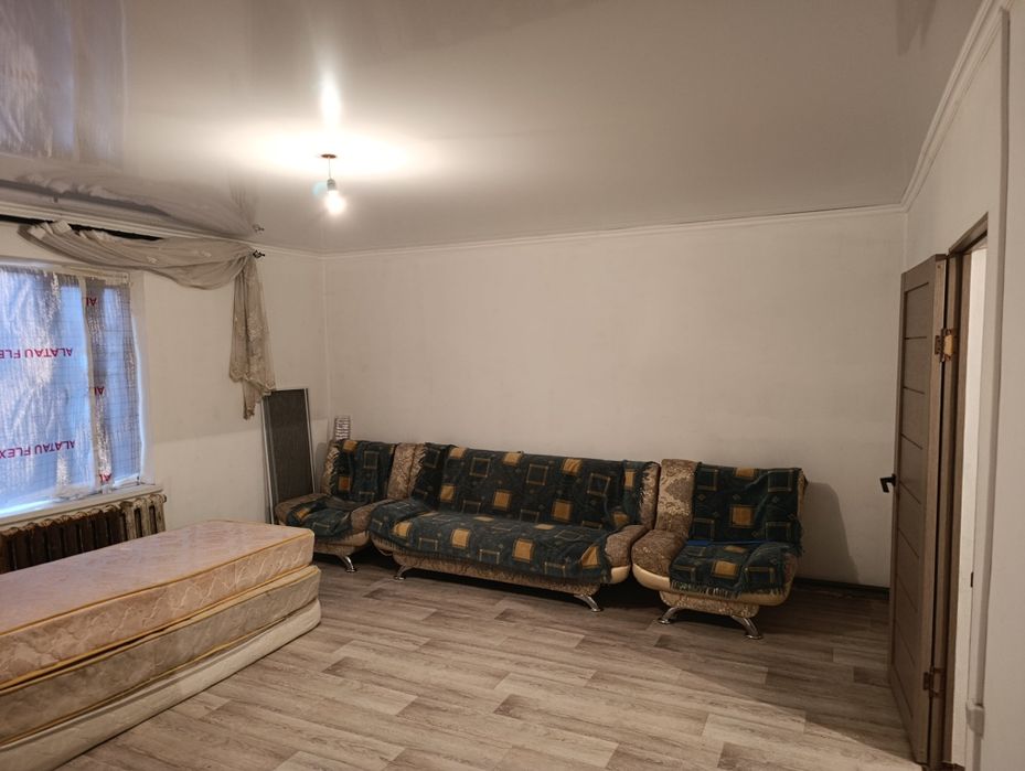 Продам отдельный дом с участком!