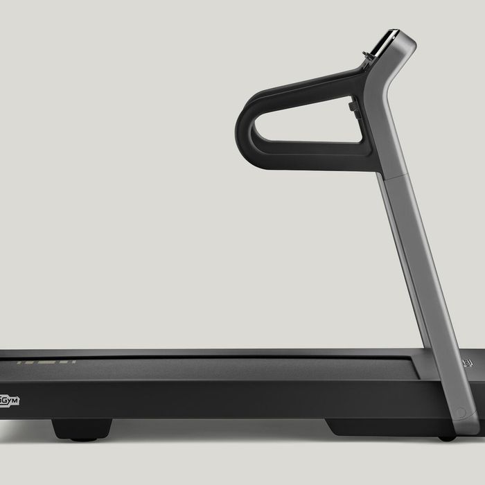 Беговая дорожка technogym