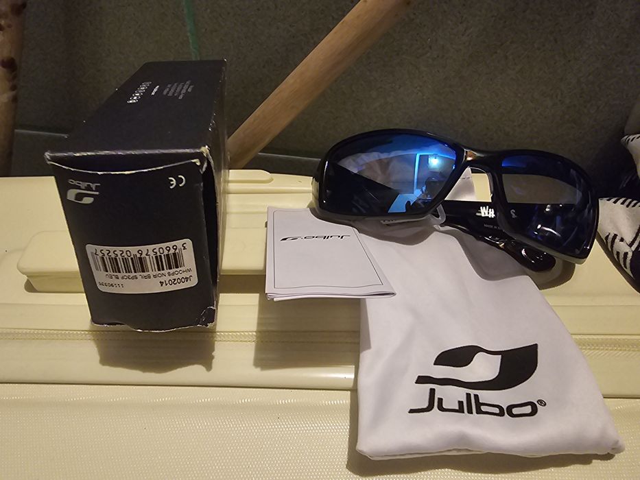 Ochelari,bateri laptop ,trepied etc