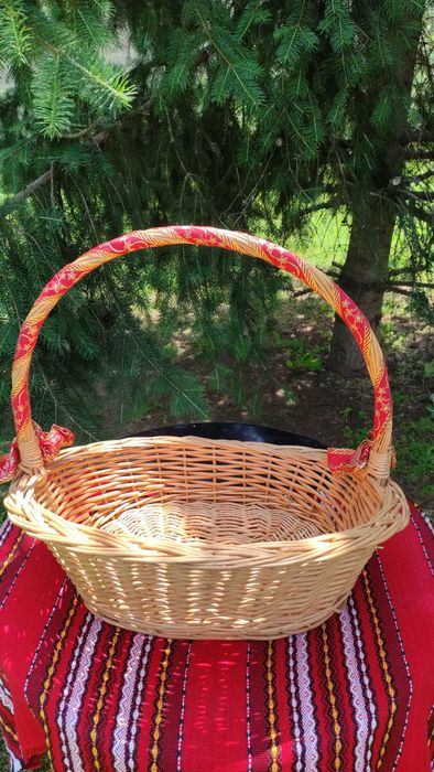 Плетена кошница от ратан