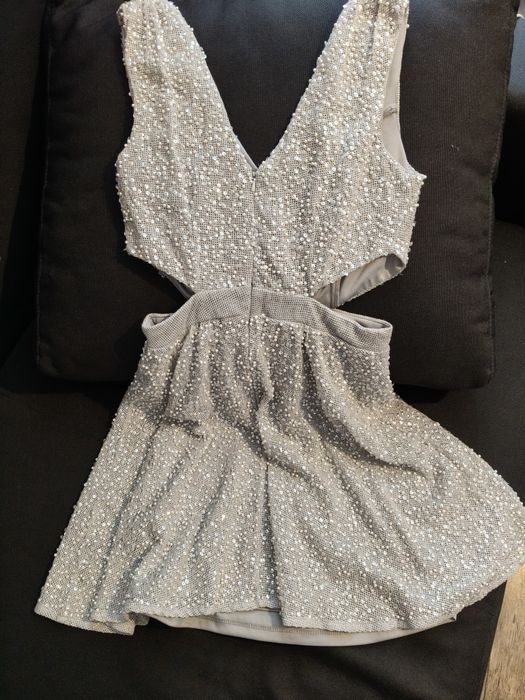 Rochie bijuterie Asos