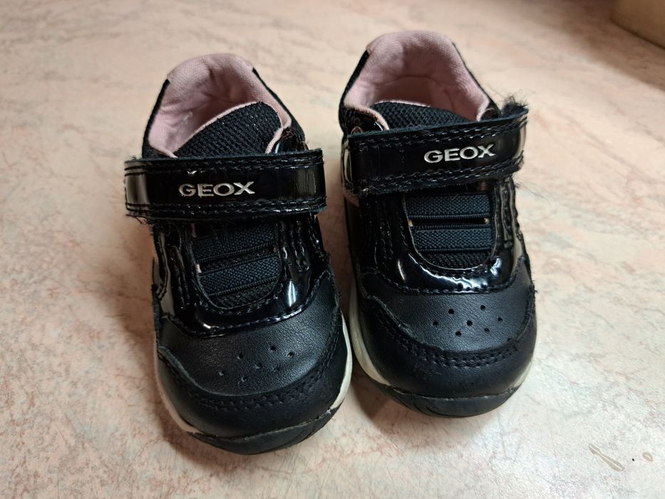 Бебешки маратонки/сникърси Geox