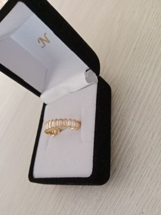 Продам два женских кольца, бижутерия отличного качества не темнеет цве