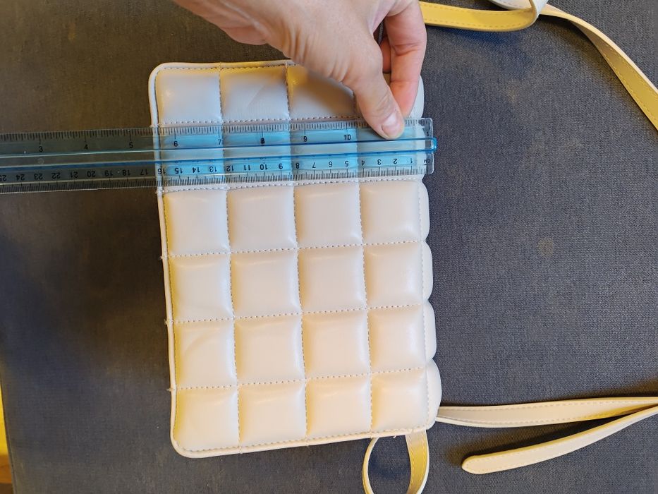 Geanta H&M bej, noua