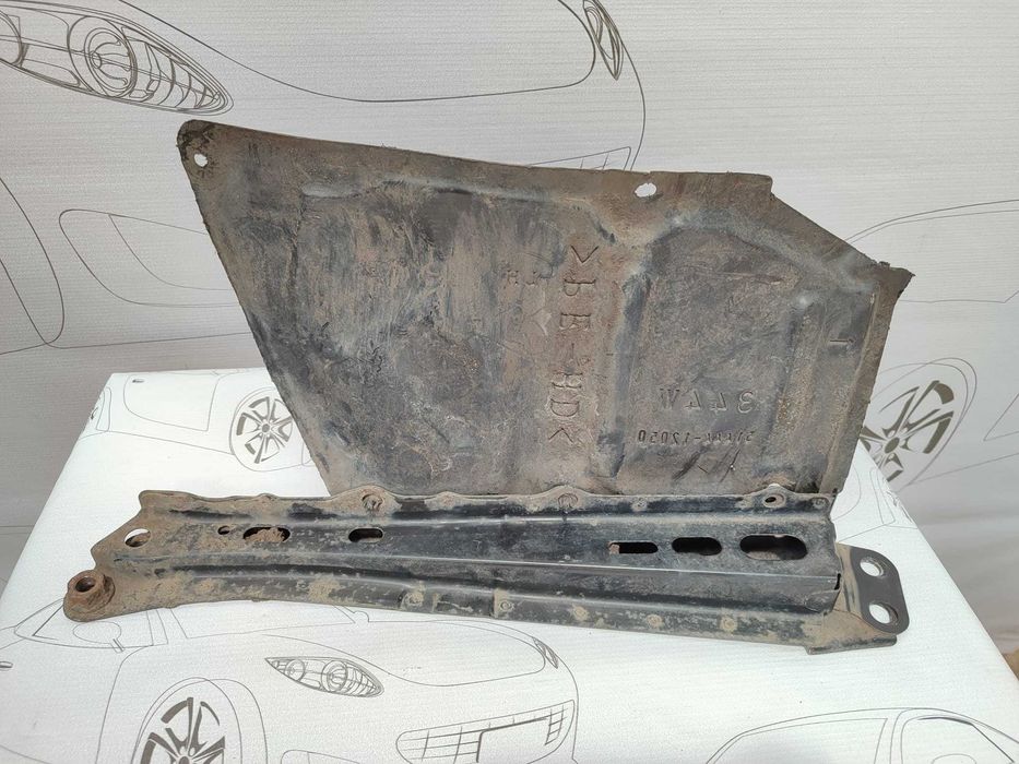 Scut Protectie Motor Stanga cu Suport Metalic Toyota Prius (XW30) Hatchback 2009–2015 / Cod OEM 51444-12050 (5D2)