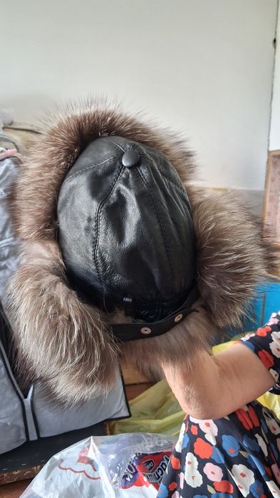 Продам норковые шапки-ушанки
