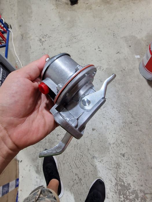 Pompa alimentare tractor Landinii 9500 special avem pentru toată gama