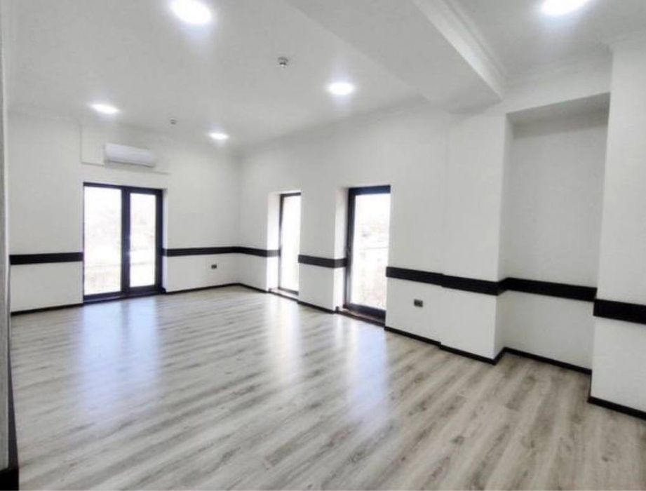 Аренда под офис Ц1 Бизнес Центр ,кафе Бибигон 30м2