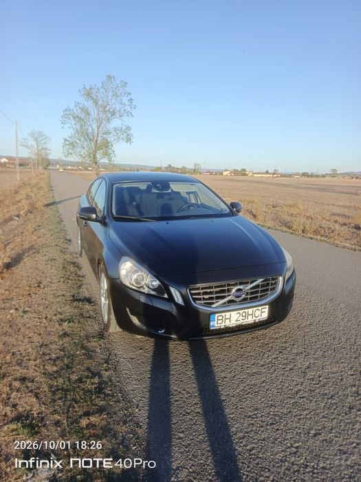 Vând Volvo S60 2013