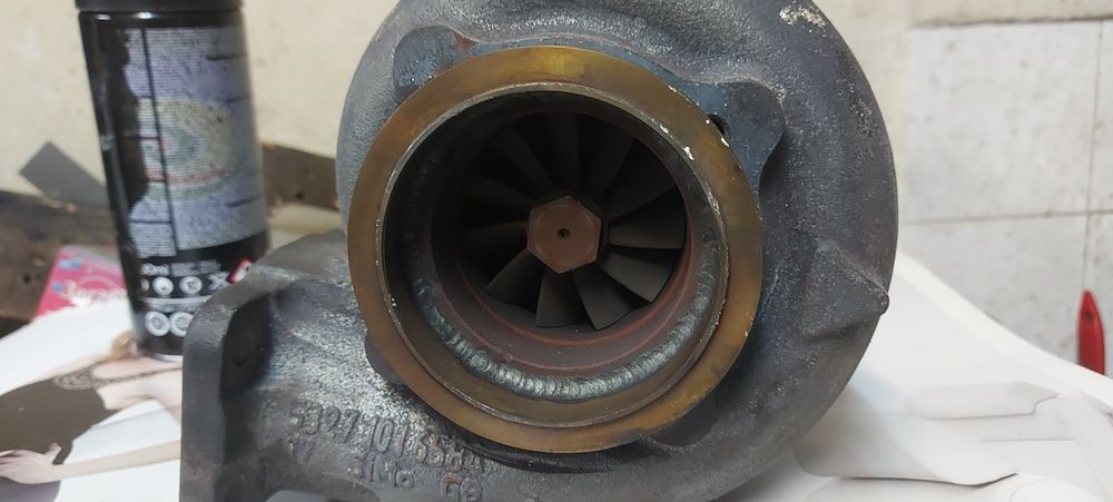 Продавам турбокомпресор китайско копие на Гарет GT 3584.