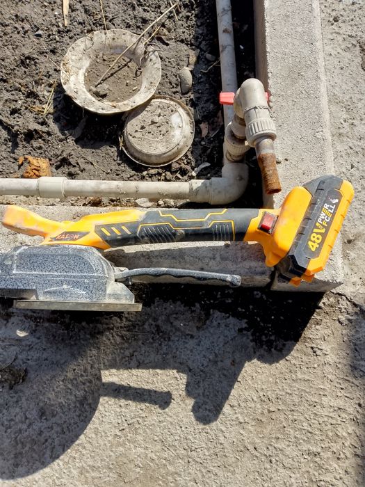 Для Кафеля вибромолоток