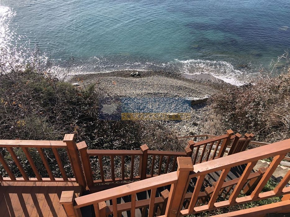 Продава се Къща в Созопол - 450 кв.м за 1667 €/кв.м - Снимка #1