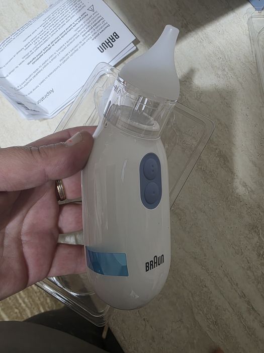 Aspirator nazal electric