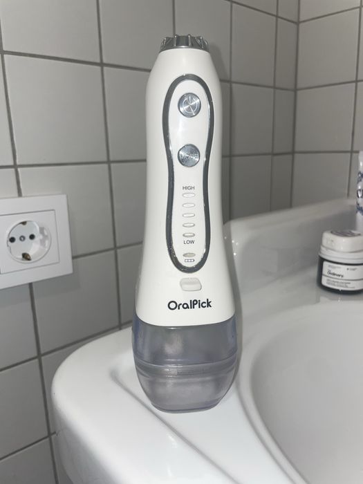 Ирригатор OralPick