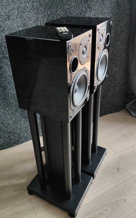 Boxe active high-end cu DAC – AVI ADM 9.1