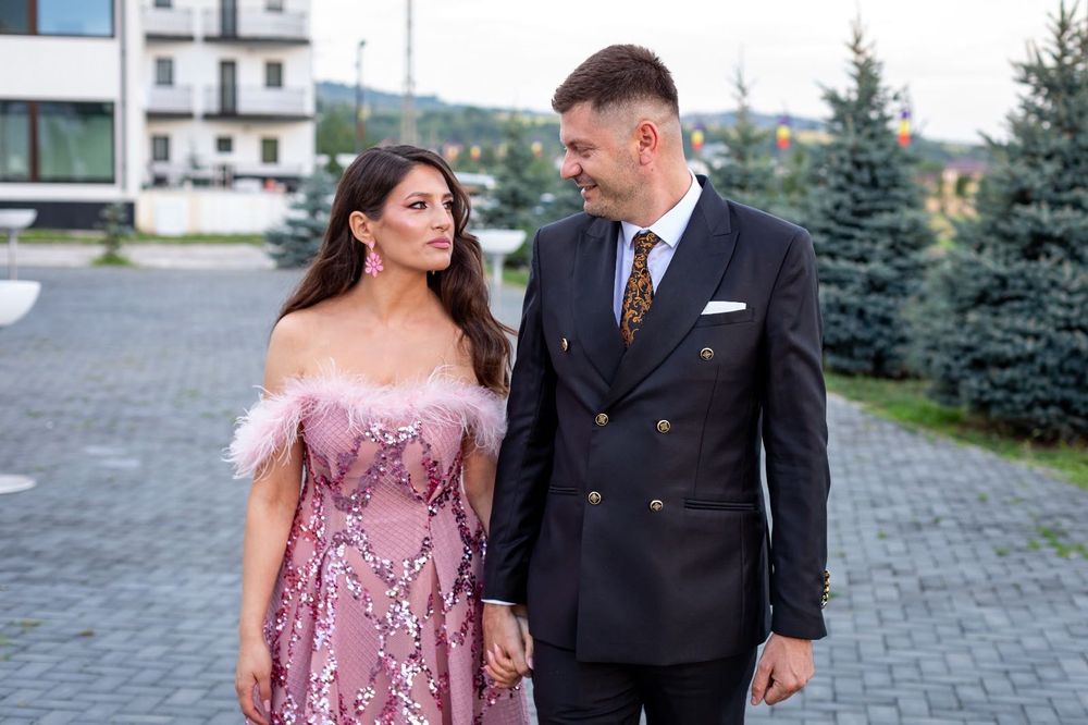 Rochie midi elegantă