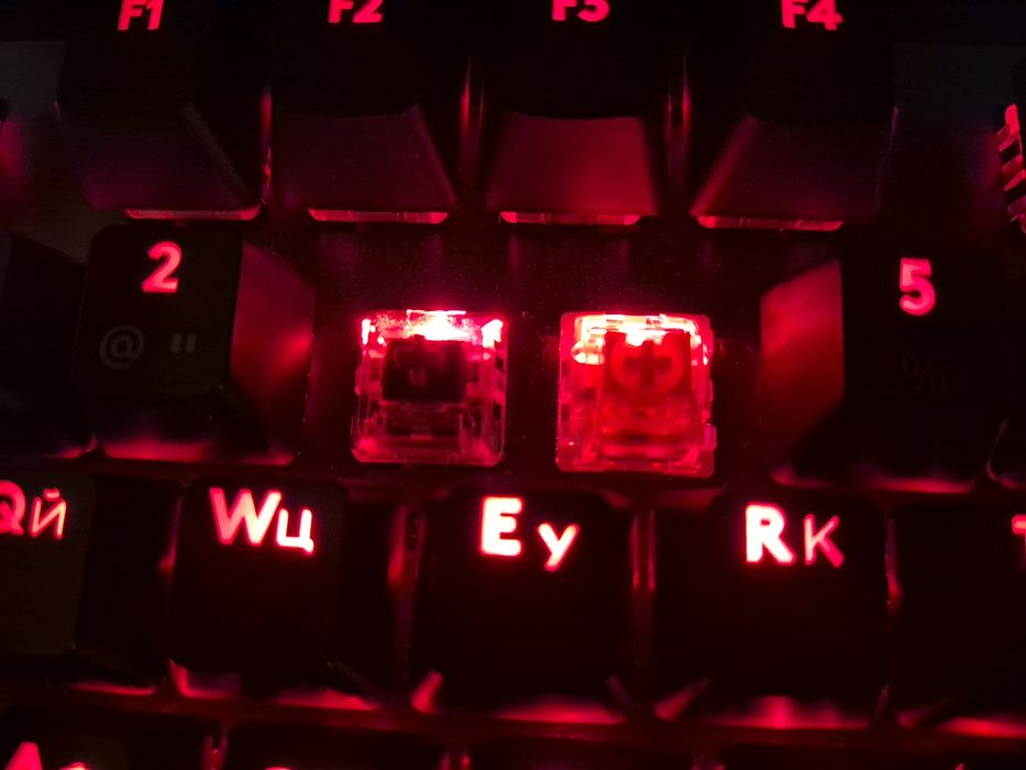 Клавиатура игровая Logitech G512 Carbon Brown switch