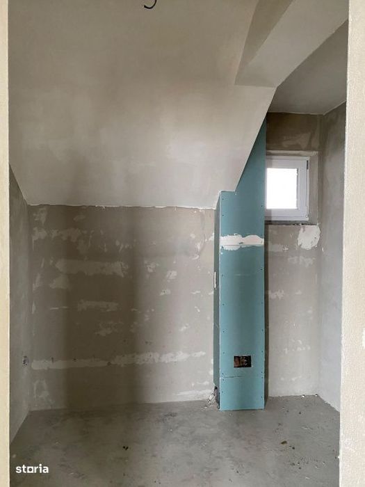 Apartament tip casa, 3 camere pe 2 nivele, gradina privata plus garaj