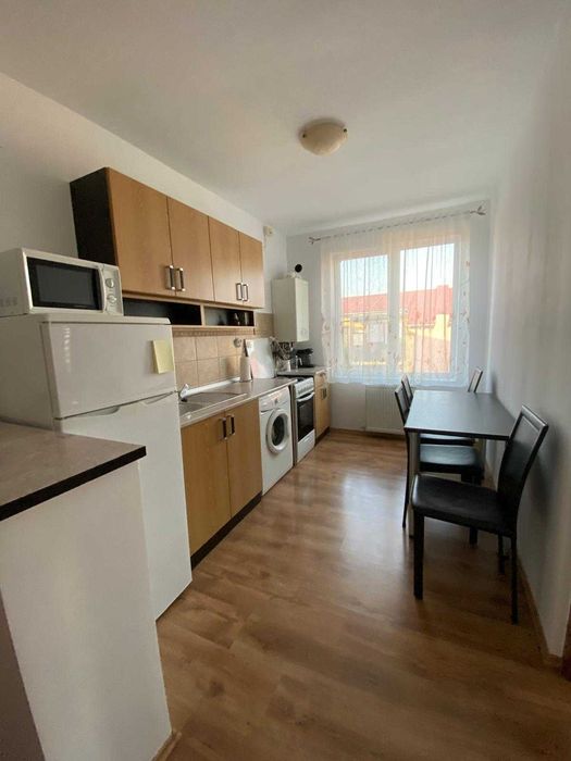 Apartament 2 camere - de inchiriat