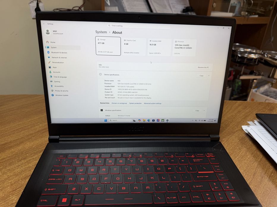 Лаптоп MSI MS-16R8 RTX3050 4GB
