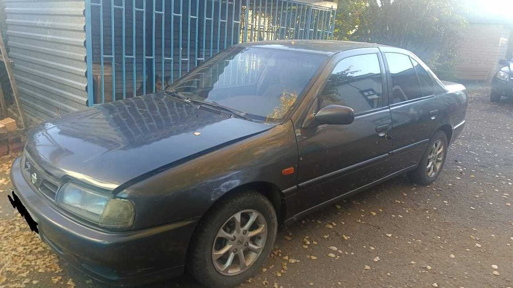 Nissan Primera 1996 г.