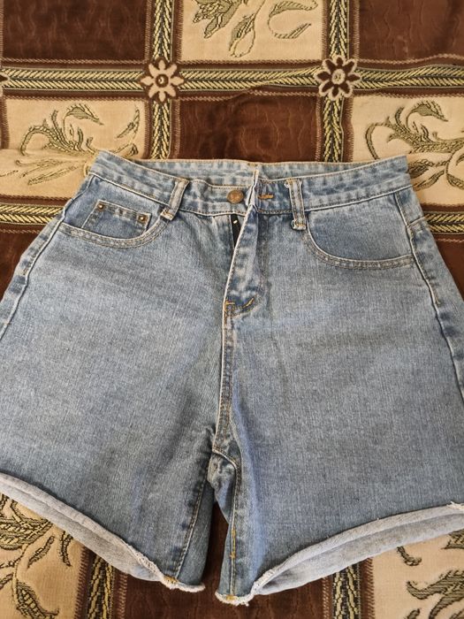 Шорты джинсовые S