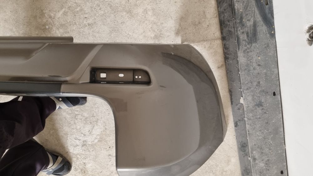 Крыло rav4 и бампер задний