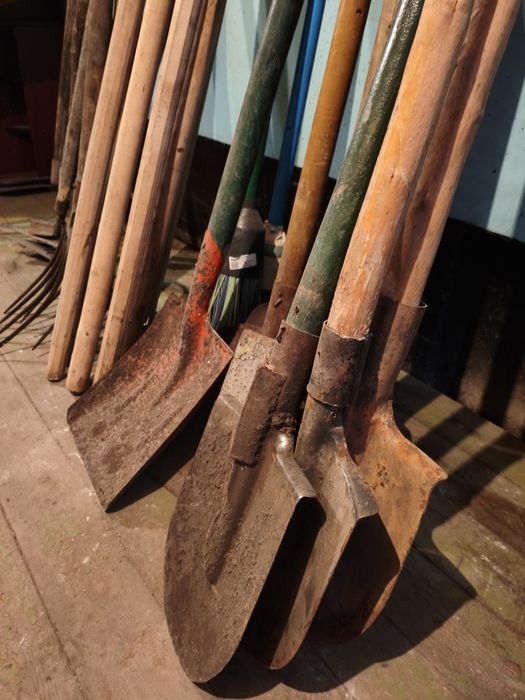 Продам садовый инвентарь