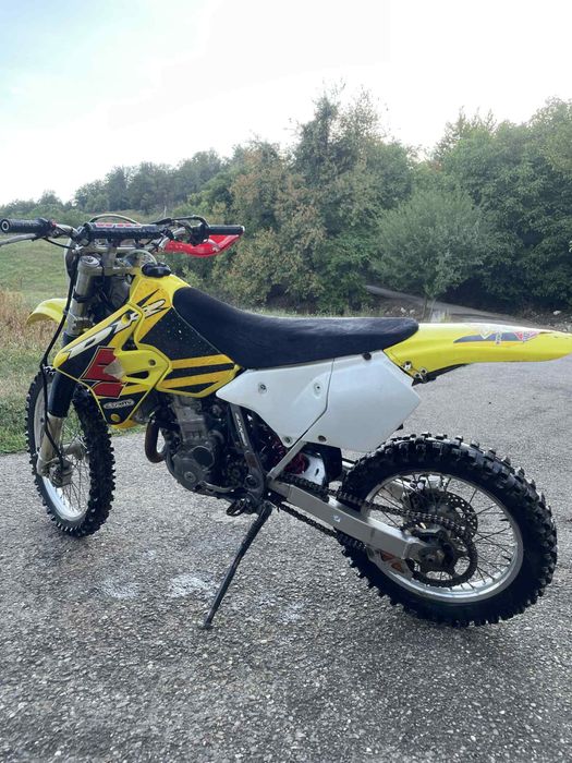 Suzuki DR Z 400.
