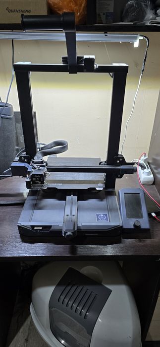 Продам хороший 3D принтер Creality Ender 3s1