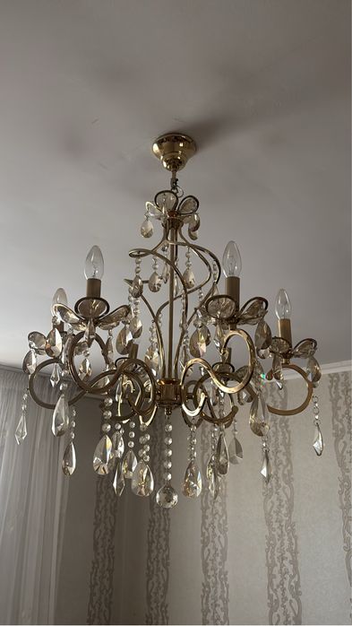 Продается люстра