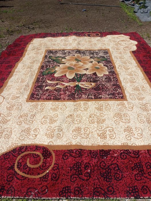 Продам разные ковры и паласы