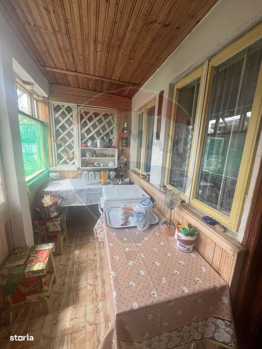 Casă 4 camere Bogza