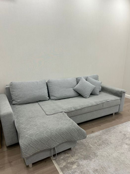 Продам диван угловой