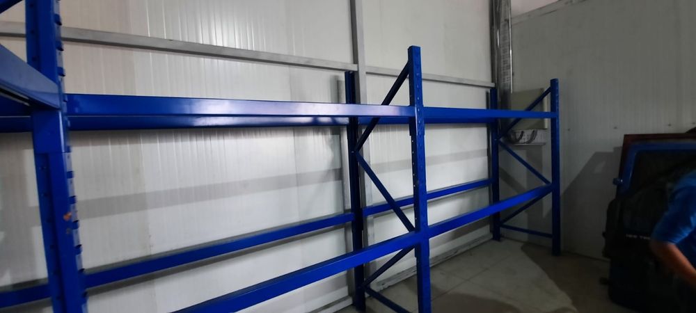 Rafturi metalice pentru magazine și supermarket la orice dimensiune