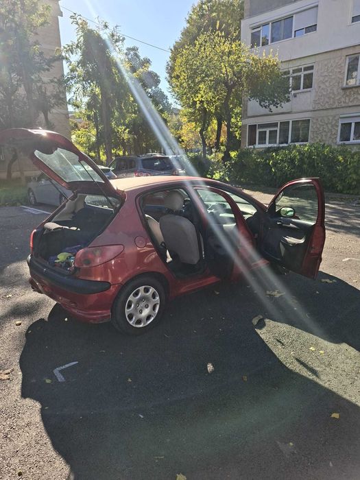 Peugeot 206 - o masina foarte buna la un pret decent