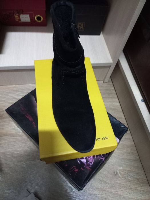 Продам угги и обувь