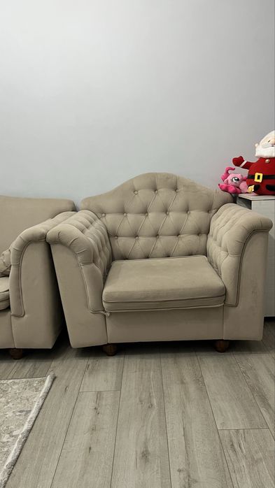 Диван с креслами