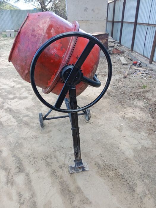 Продается Бетономешалка