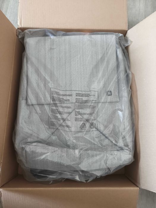 Уникална раница за лаптоп и таблет Dicota Code 15"