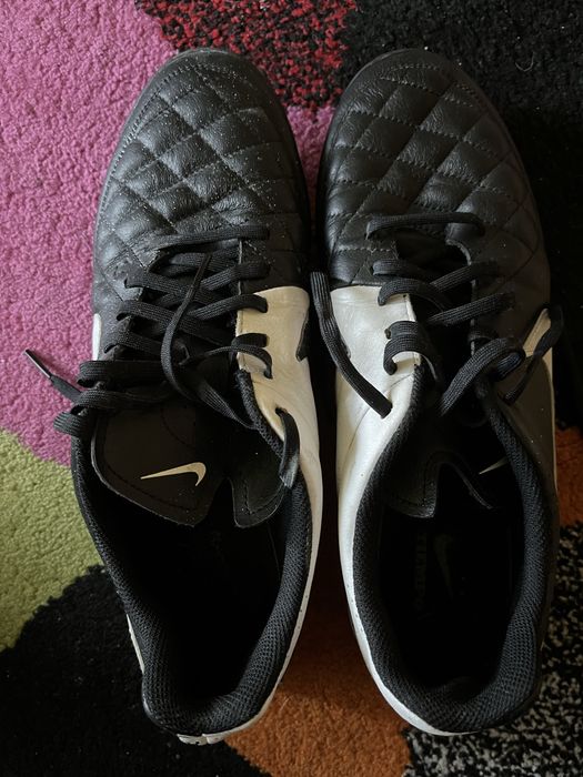 Vând ghete de fotbal Nike Tiempo