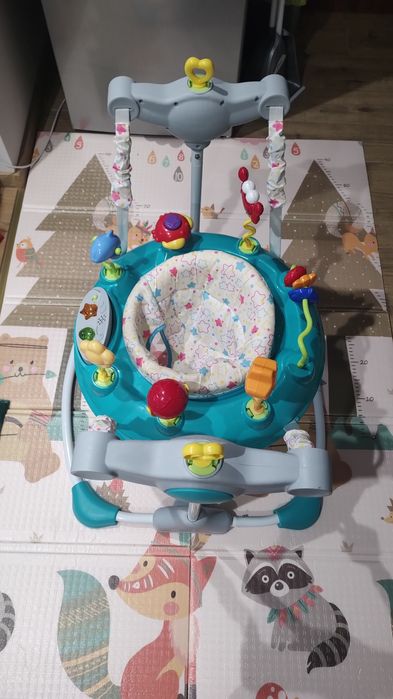 Бънджи за бебе на Мони.