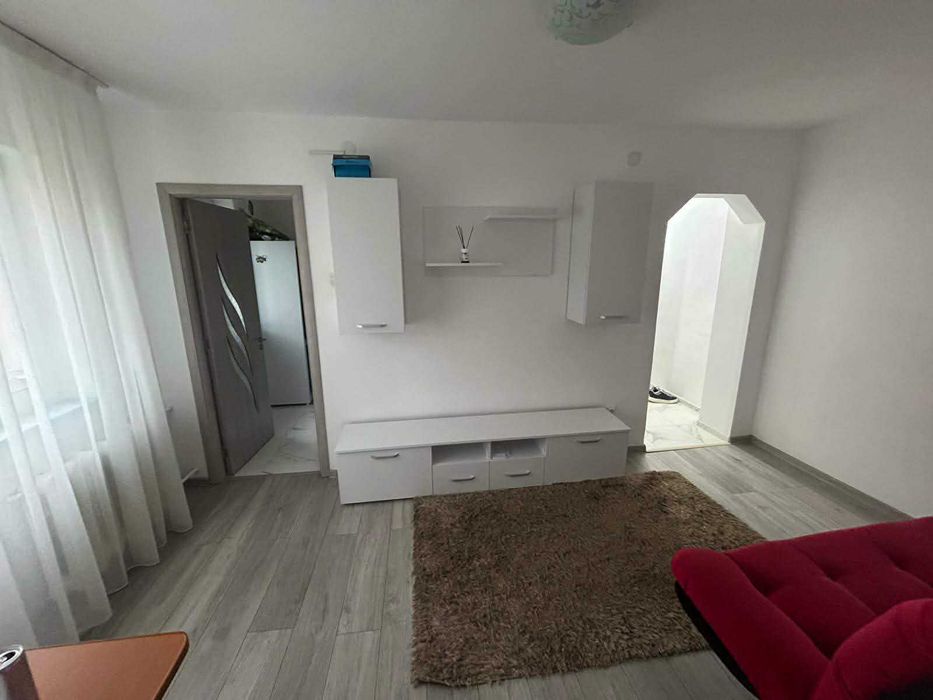 Apartament de închiriat