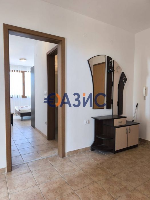 Апартамент с 2 спални в жилищна сграда на първа линия, Паркомясто, без