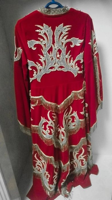 1 .2 kiyilgan yangi sifati zur hammasi 1 million  diademalari bn kompl