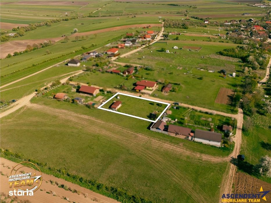 Casuta cu teren de 1.500 mp, Calnic, Covasna,  la 10 minunte de Sfantu