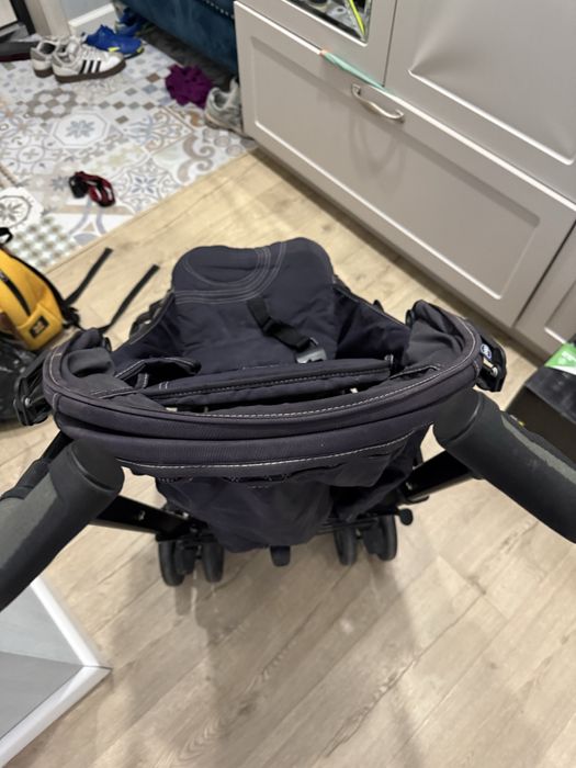 Продам коляска chicco