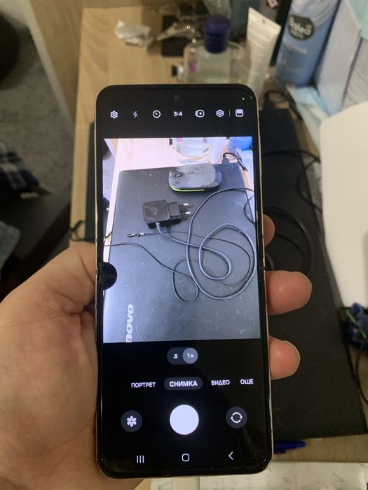 Samsung Galaksi Z flip4